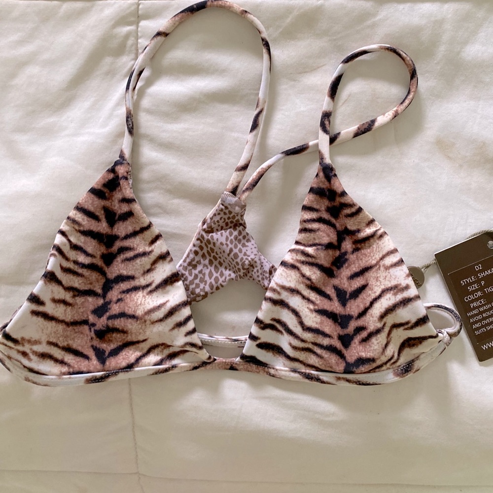 Shaka top Tiger